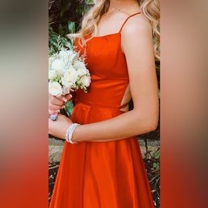 Sherri Hill red prom dress